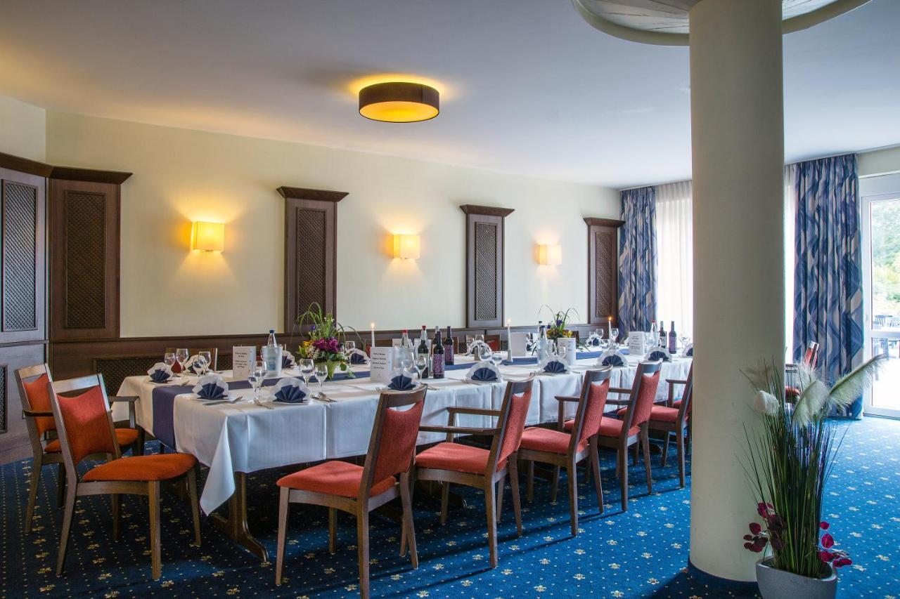 Avalon Hotelpark Koenigshof Кёнигслуттер-ам-Эльм Экстерьер фото